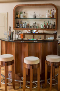 Art Deco Bar