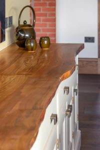 Wavy edge kitchen worktop
