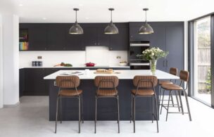Windsor Contemporary Project - MeThD Contemporary Flat Door Kitchen