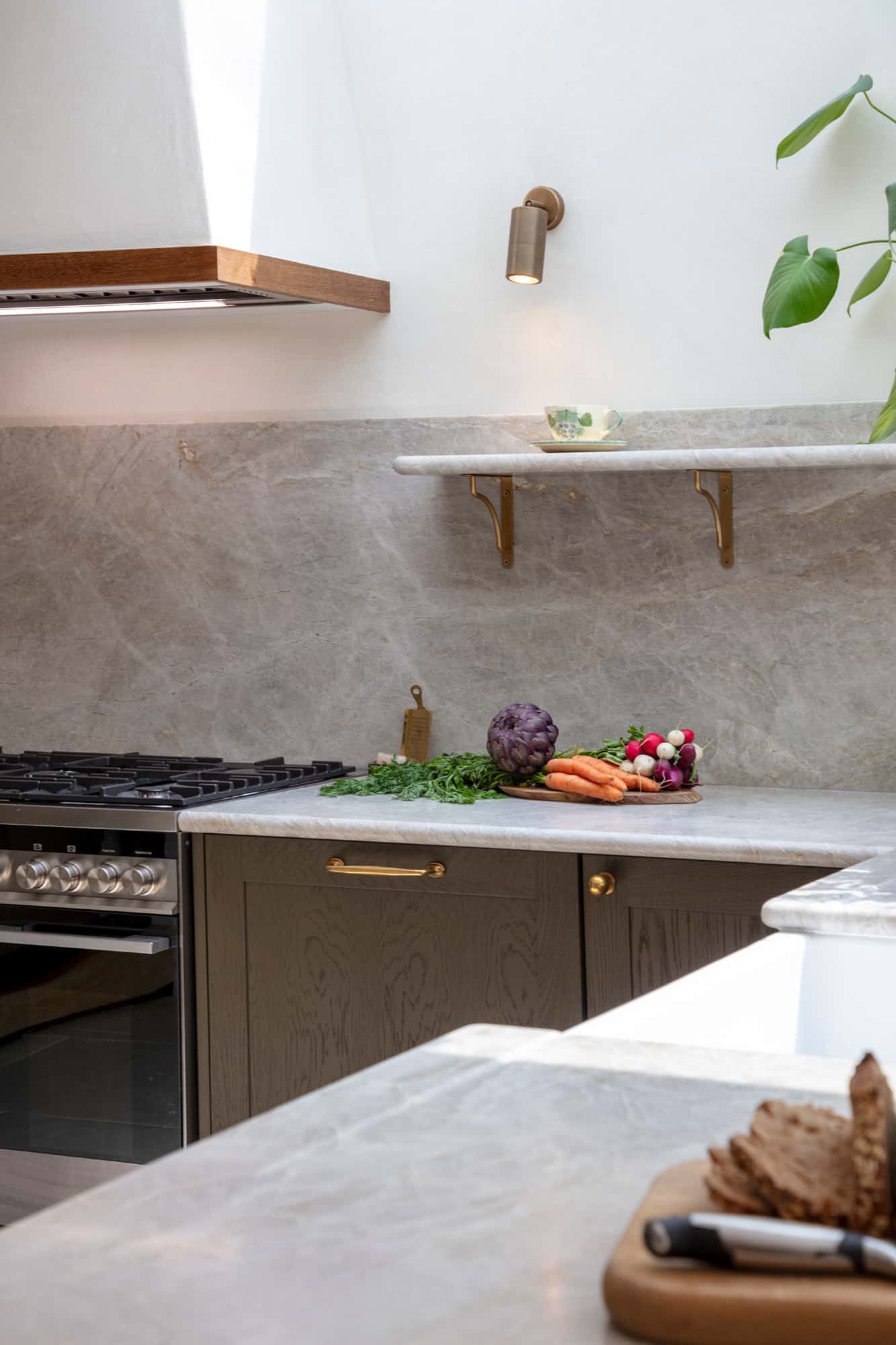 Private Residence Queens Park – Bespoke Kitchen